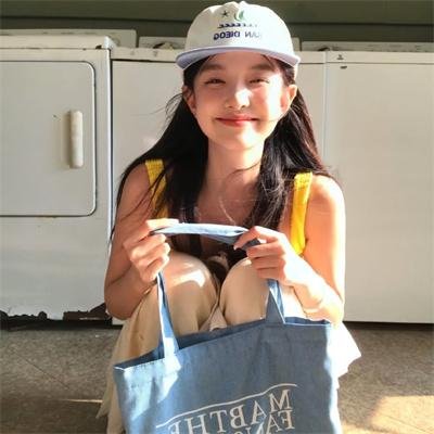 紧急降落海报